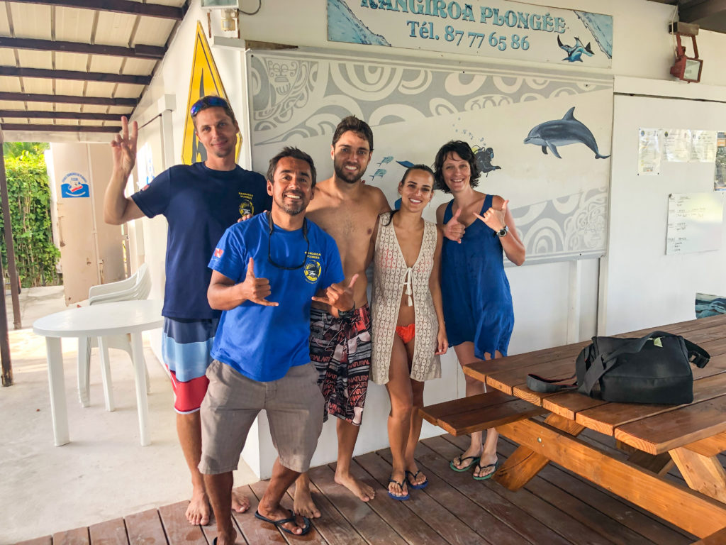 Pedro, Bella, Yannick, Claudio and Lore in Rangiroa Plongee dive center